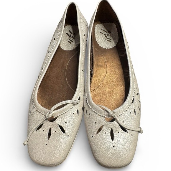 Sold - Picture 2 of 5